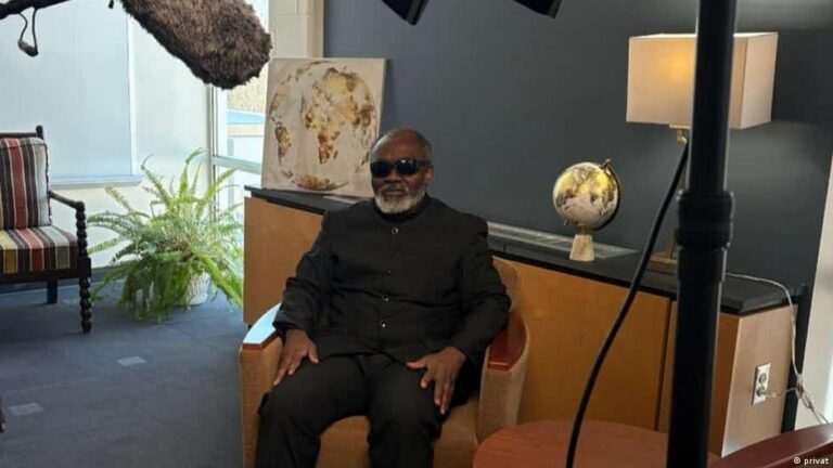 8a9e5256-c1f5-4fc1-b102-074adf3b9a6f