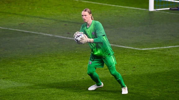 Matvey Safonov in PSG goalkeeper attire