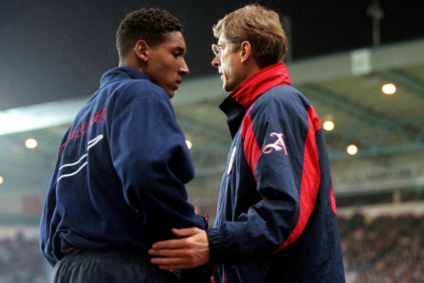 Nicolas Anelka with Arsène Wenger, Arsenal manager, two months after the transfer of the Parisian striker to the Gunners.
