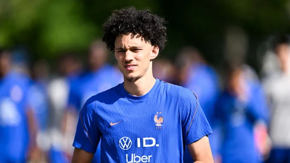Maghnes Akliouche playing for AS Monaco