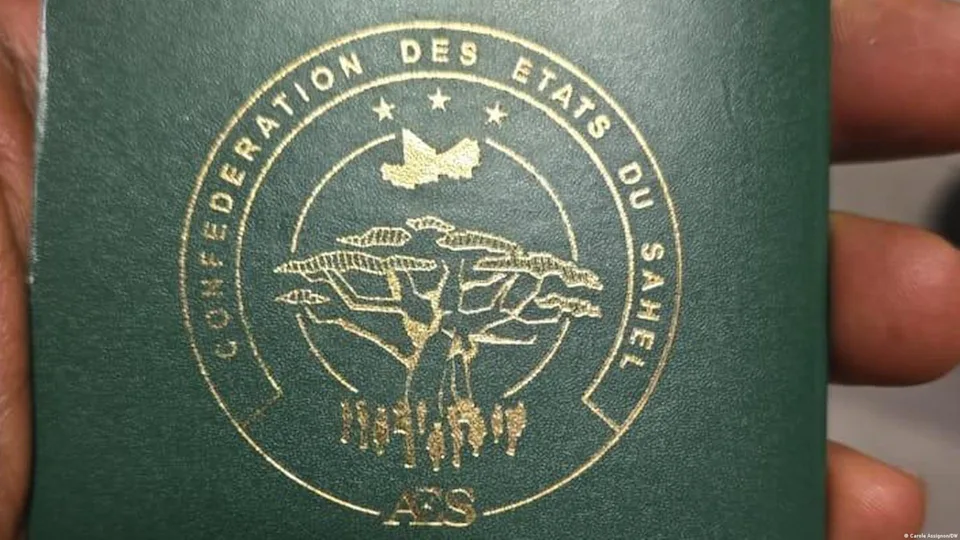 AES citizens no longer use Cédéao passports
