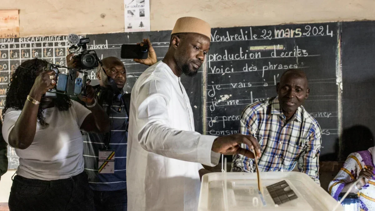 Crowd gathered at a political rally in Senegal, reflecting public engagement ahead of the 2027 local elections